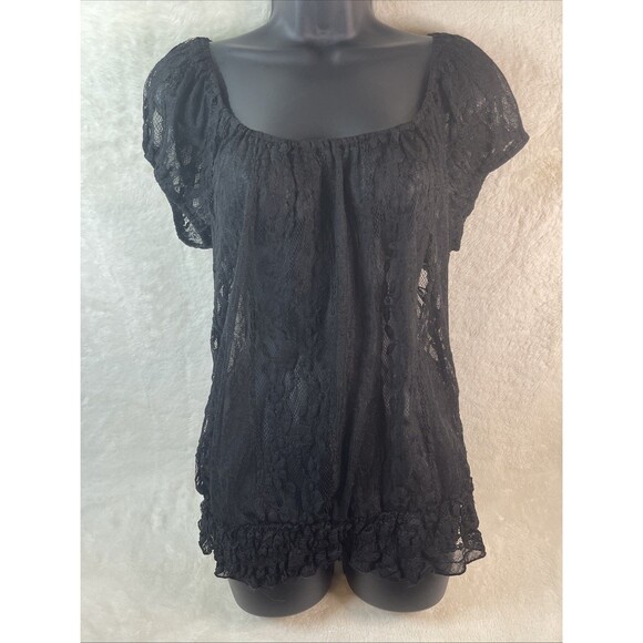 Unbranded Tops - Black Lace Top with Cap Sleeves and Sheer Lace Size Medium